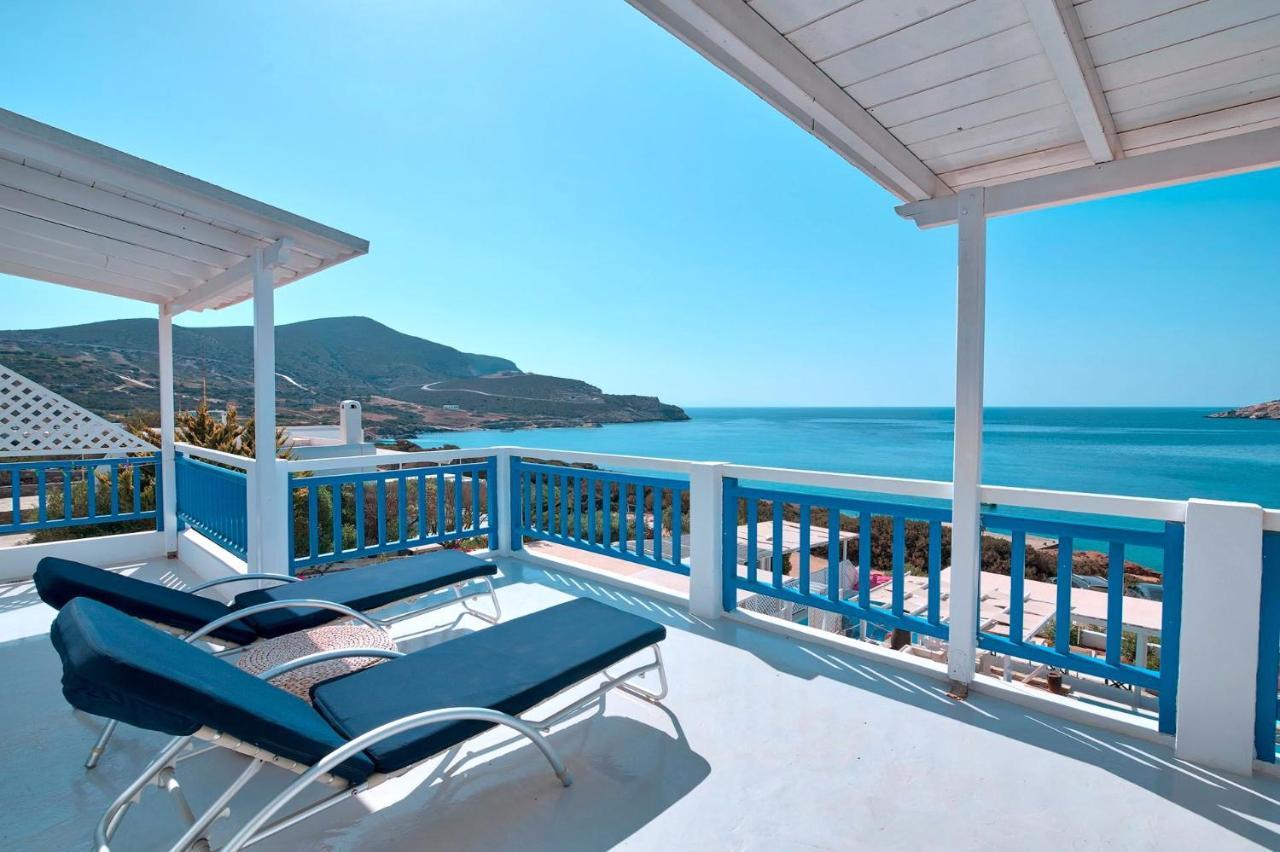 Blue Dolphin Antiparos Villas And Suites Agios Georgios  Exteriér fotografie