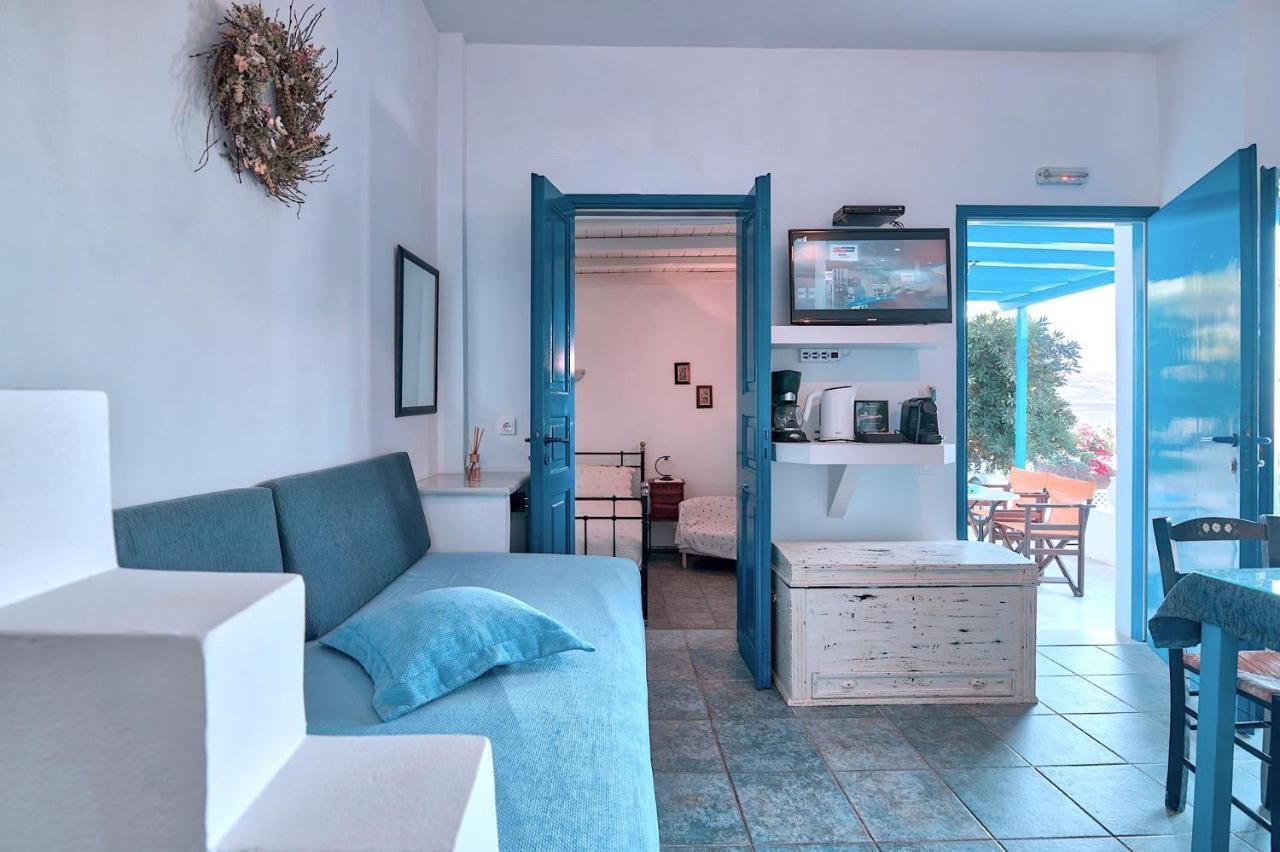 Blue Dolphin Antiparos Villas And Suites Agios Georgios  Exteriér fotografie
