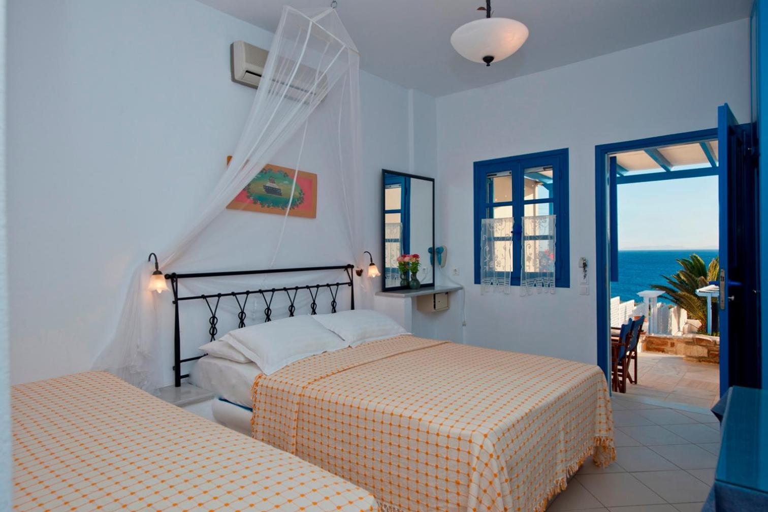 Blue Dolphin Antiparos Villas And Suites Agios Georgios  Exteriér fotografie