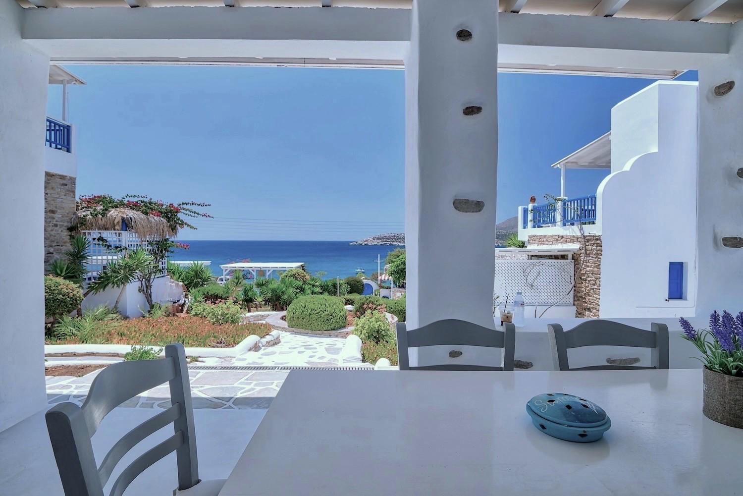 Blue Dolphin Antiparos Villas And Suites Agios Georgios  Exteriér fotografie