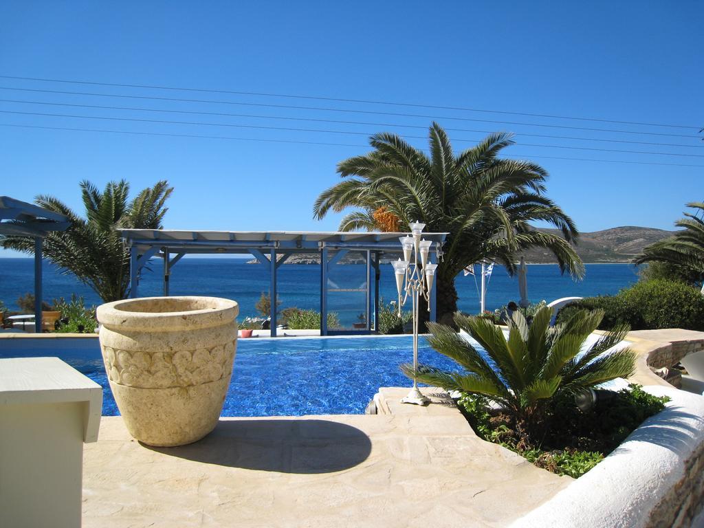 Blue Dolphin Antiparos Villas And Suites Agios Georgios  Pokoj fotografie