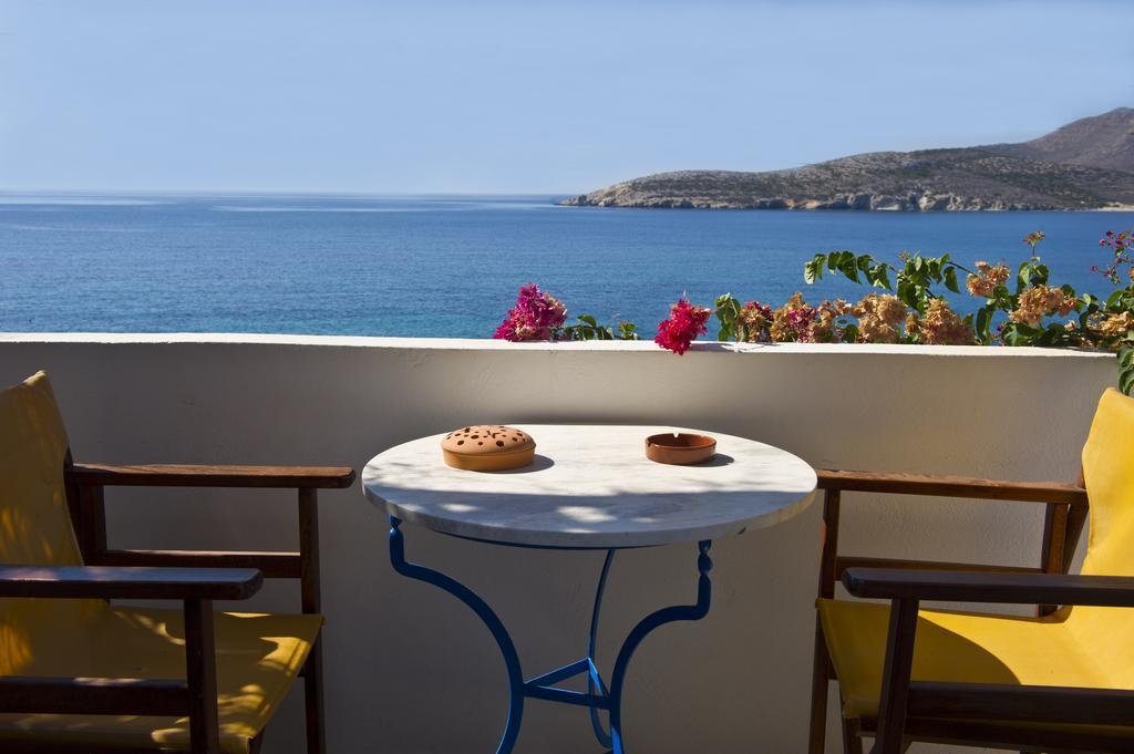Blue Dolphin Antiparos Villas And Suites Agios Georgios  Exteriér fotografie