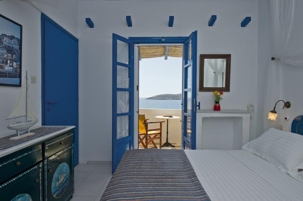 Blue Dolphin Antiparos Villas And Suites Agios Georgios  Exteriér fotografie